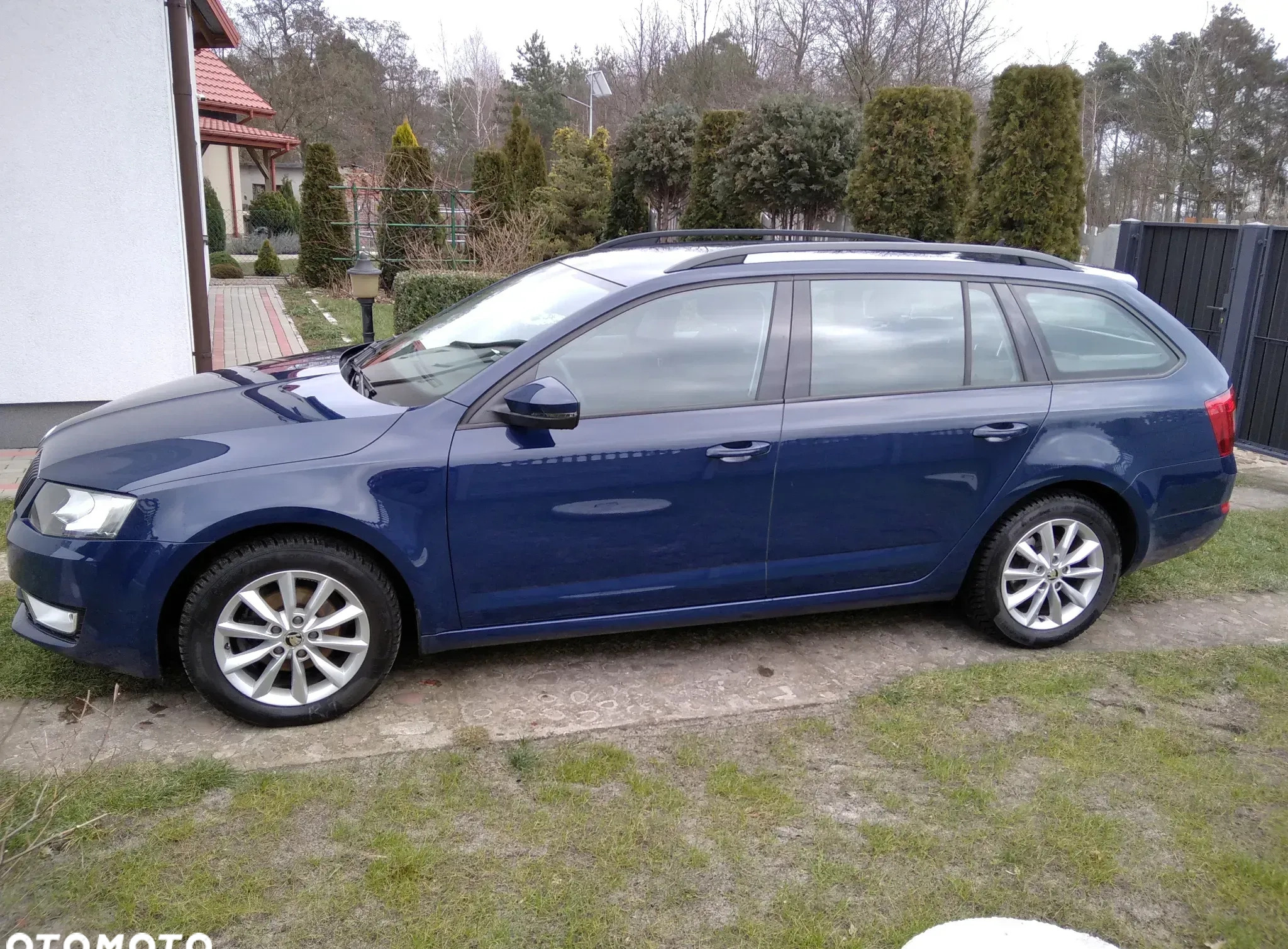 Skoda Octavia cena 36800 przebieg: 220600, rok produkcji 2015 z Stawiszyn małe 121